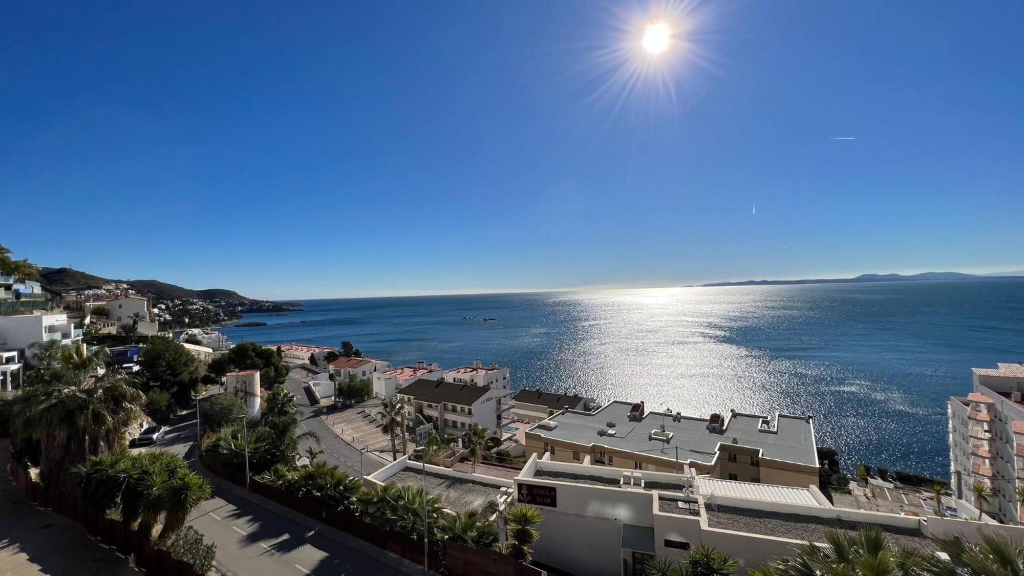 Preciosa Casa Con Piscina Desbordante Y Vistas Al Mar Av-46 Holiday home Roses