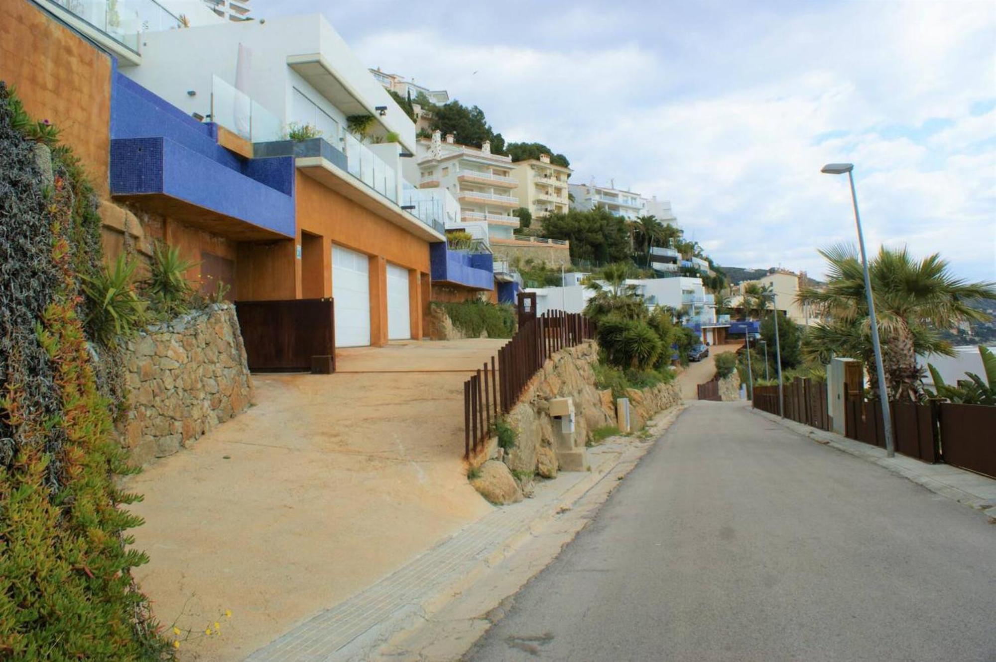 Preciosa Casa Con Piscina Desbordante Y Vistas Al Mar Av-46 Holiday home