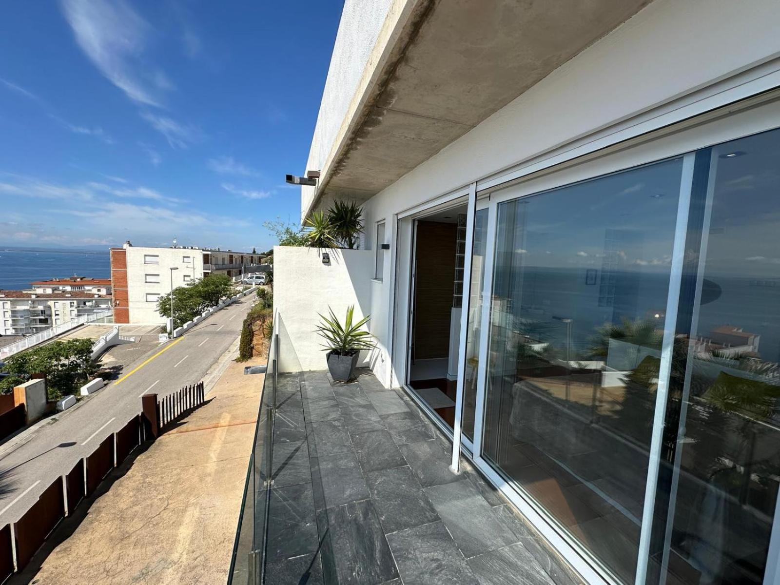 Preciosa Casa Con Piscina Desbordante Y Vistas Al Mar Av-46 Holiday home *